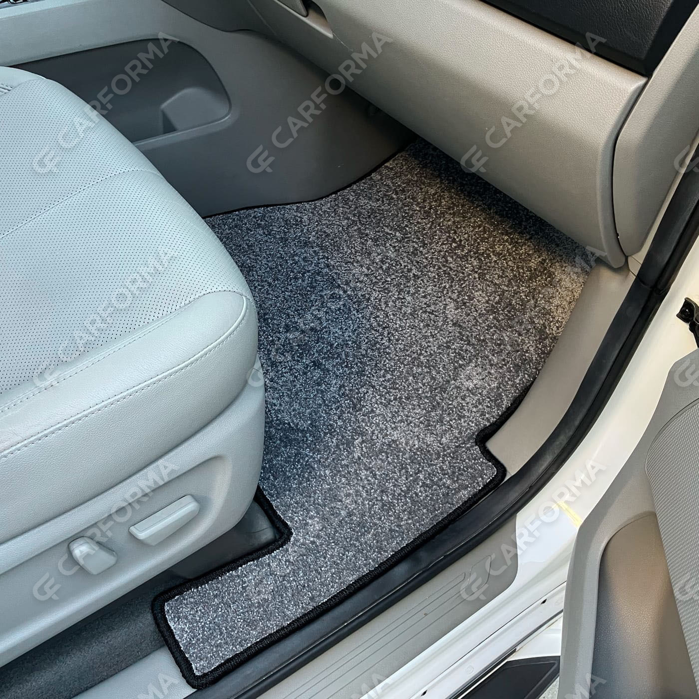 Ворсовые коврики на KIA Carnival III 7 мест 2014&nbsp;-&nbsp;2021 в Королеве, Московской области