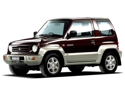 Коврики на Mitsubishi Pajero Junior 1995 - 1998 в Королеве, Московской области