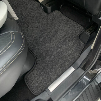 Коврики на Land Rover Range Rover Sport I 2005 - 2013 в Королеве, Московской области