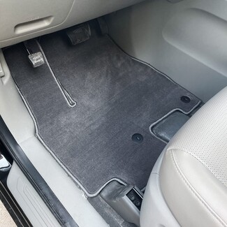 Ворсовые коврики на KIA Carnival III 7 мест 2014&nbsp;-&nbsp;2021 в Королеве, Московской области