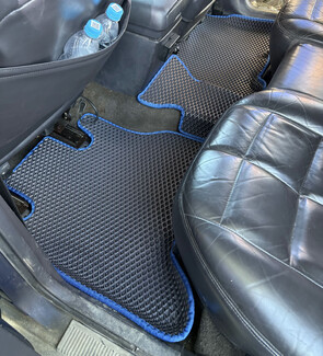 Коврики на Jeep Grand Cherokee (ZJ) 1992&nbsp;-&nbsp;1999 в Королеве, Московской области