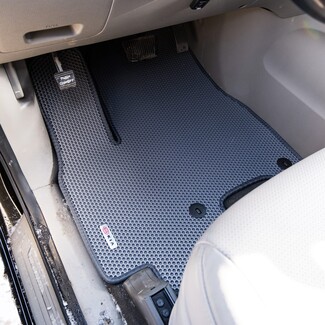 Ворсовые коврики на KIA Carnival III 7 мест 2014&nbsp;-&nbsp;2021 в Королеве, Московской области