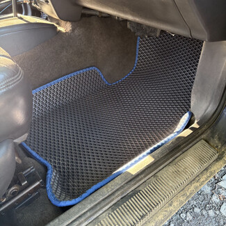 Коврики на Jeep Grand Cherokee (ZJ) 1992&nbsp;-&nbsp;1999 в Королеве, Московской области