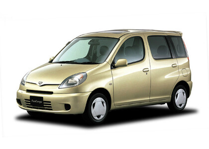 Коврики на Toyota Yaris Verso 1999 - 2006 в Королеве, Московской области